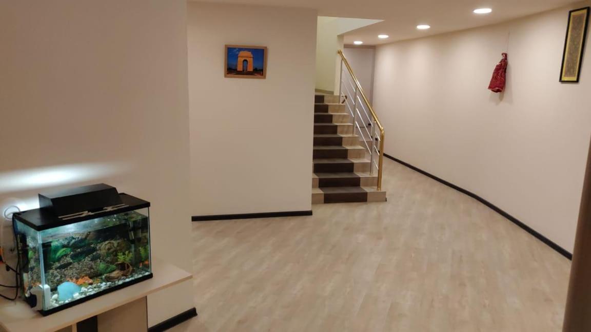 Hotel Shree Gopal Gayatri Lok Jerevan Exteriér fotografie